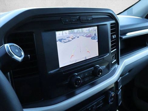 Used 2021 Ford F150 XLT AWD/4WD image 19