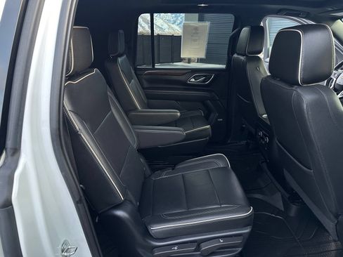Used 2023 Chevrolet Suburban Premier w/ Max Trailering Package AWD/4WD image 29