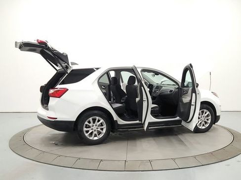 Used 2021 Chevrolet Equinox LT image 15