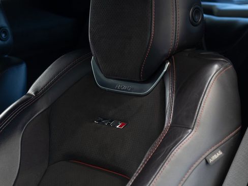 Used 2021 Chevrolet Camaro ZL1 image 24