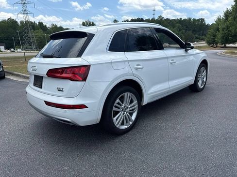 Used 2018 Audi Q5 2.0T Premium Plus w/ Premium Plus Package AWD/4WD image 5