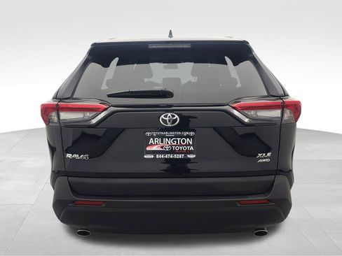 Used 2025 Toyota RAV4 XLE image 6