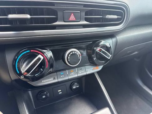 Used 2023 Hyundai Kona SEL FWD image 12