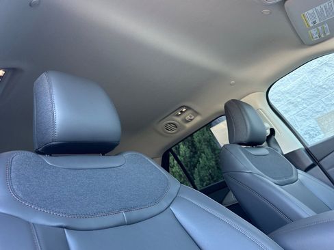 New 2026 Ford Explorer Active w/ Active Comfort Package image 26