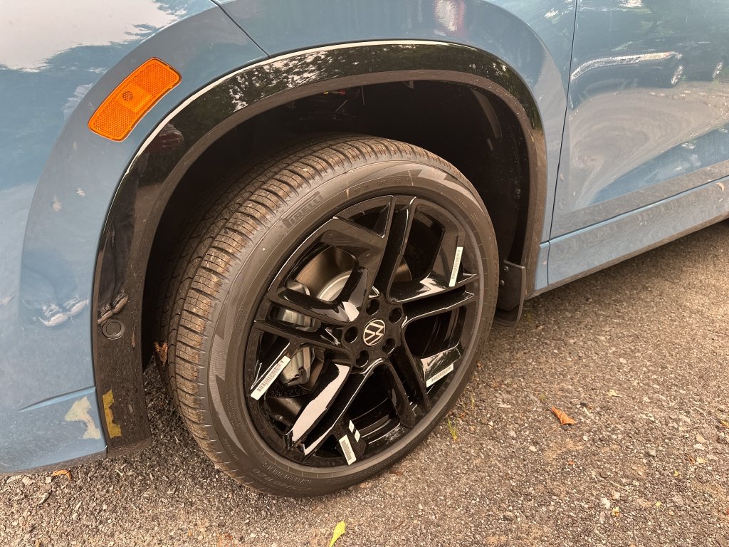 New 2026 Volkswagen Tiguan SE R-Line AWD/4WD image 7