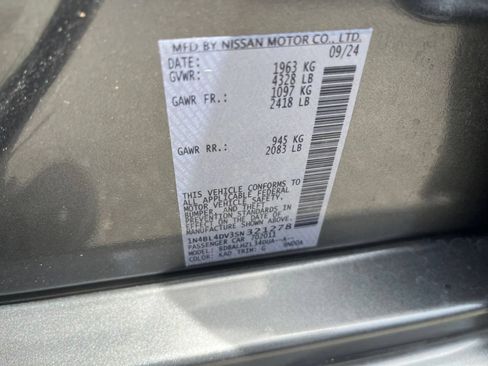 Used 2025 Nissan Altima 2.5 SV FWD image 24
