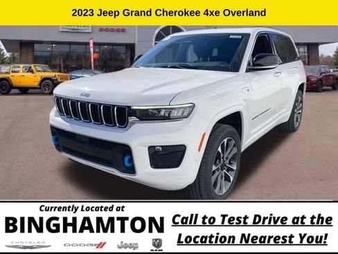 New 2023 Jeep Grand Cherokee Overland AWD/4WD image 3