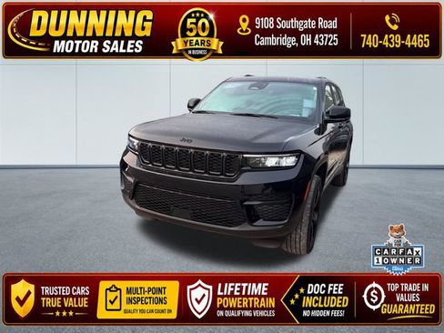 Used 2023 Jeep Grand Cherokee Altitude AWD/4WD image 1