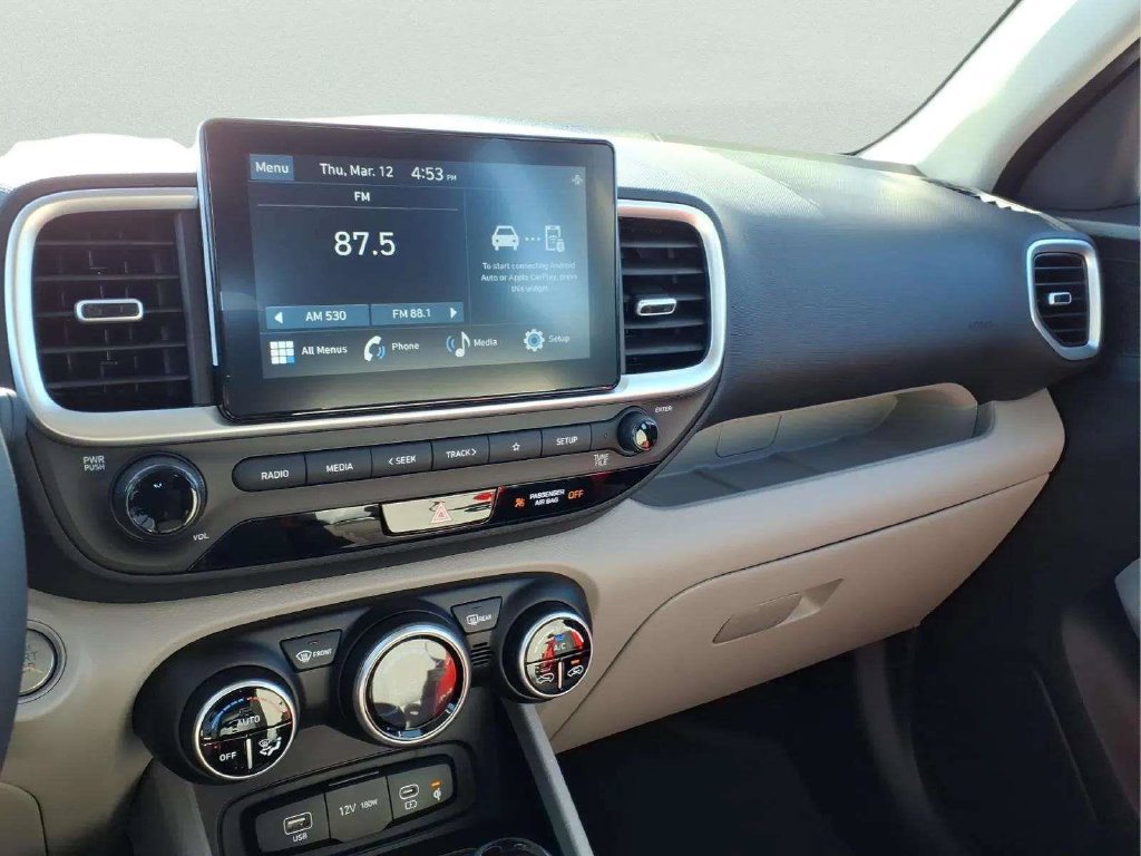 New 2026 Hyundai Venue SEL FWD image 12
