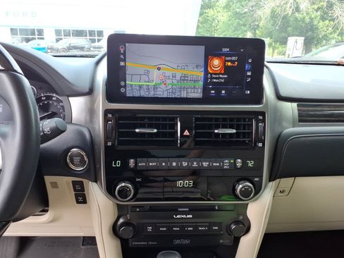 Used 2023 Lexus GX 460 Premium AWD/4WD image 8