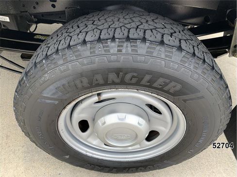 Used 2018 Ford F250 XL w/ Power Equipment Group RWD image 21