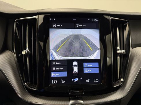 Used 2018 Volvo XC60 T6 R-Design w/ Convenience Package image 17