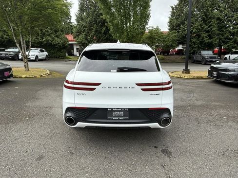 Used 2025 Genesis GV70 3.5T Sport w/ Sport Advanced Package image 6