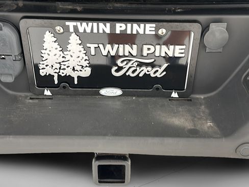 Used 2018 Ford F150 XLT w/ Equipment Group 302A Luxury AWD/4WD image 9