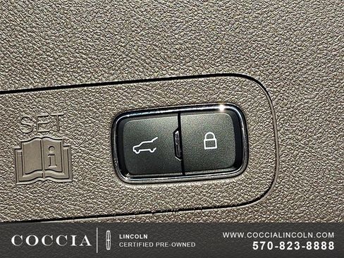 Used 2023 Lincoln Aviator Reserve w/ Elements Package Plus image 30