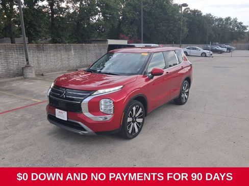 Used 2025 Mitsubishi Outlander SE FWD image 1