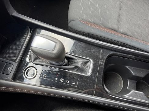 Used 2024 Nissan Kicks SR FWD image 35