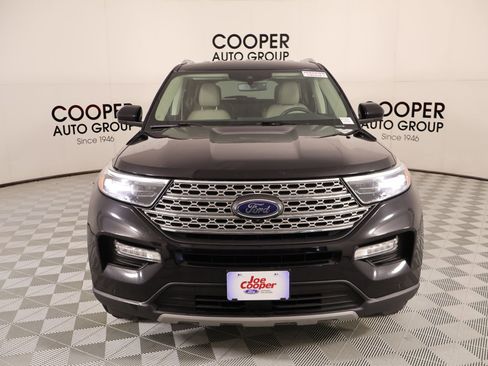 Used 2023 Ford Explorer Limited AWD/4WD image 10