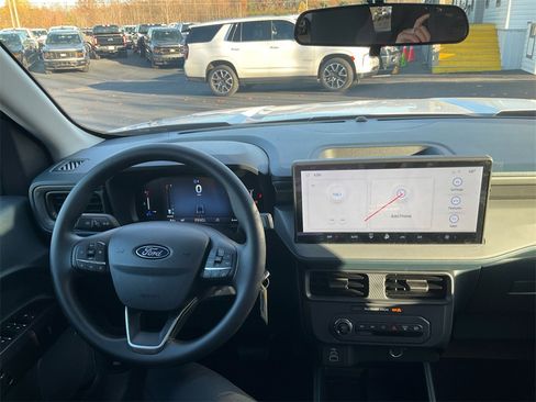 New 2025 Ford Maverick XL w/ Equipment Group 102A image 26