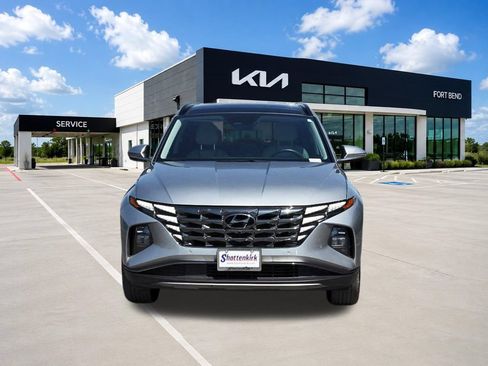 Used 2024 Hyundai Tucson Limited FWD image 2