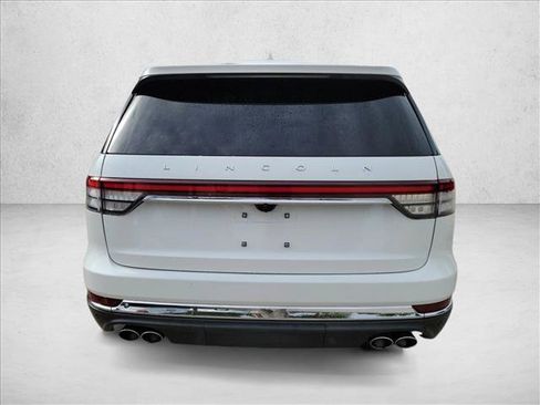 Used 2020 Lincoln Aviator Reserve w/ Equipment Group 202A AWD/4WD image 6