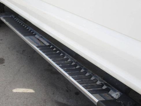 Used 2017 Ford F250 Lariat w/ Chrome Package AWD/4WD image 8