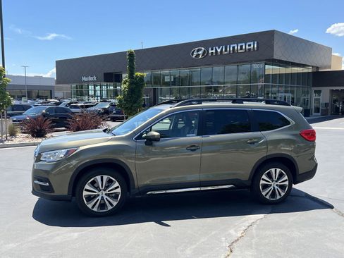 Used 2022 Subaru Ascent Limited w/ Technology Package AWD/4WD image 1