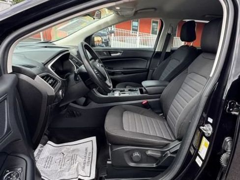 Used 2021 Ford Edge SE FWD image 10