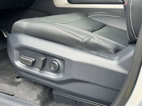 New 2026 Toyota Tundra Limited AWD/4WD image 10