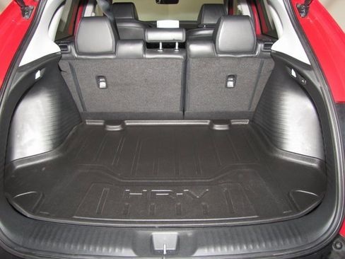 Certified 2024 Honda HR-V EX-L image 17