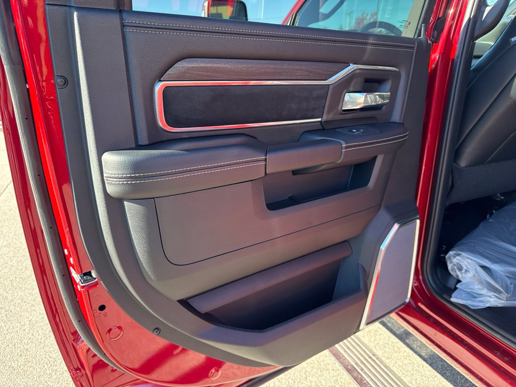 New 2027 RAM 2500 Laramie AWD/4WD image 23