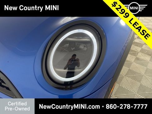 Certified 2025 MINI Cooper 2-Door Hardtop image 29