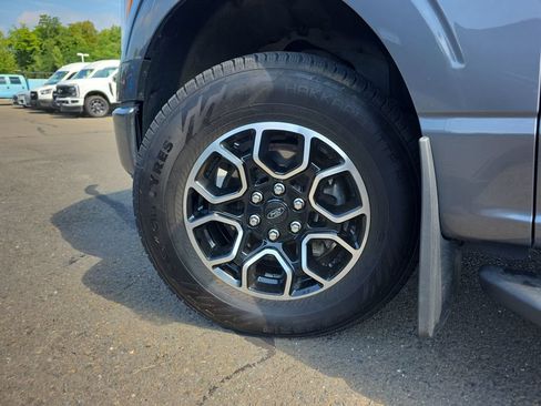 Used 2021 Ford F150 XLT w/ Equipment Group 302A High AWD/4WD image 13