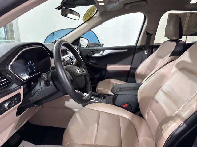 Used 2020 Ford Escape SEL FWD image 18