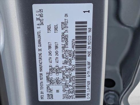 Used 2025 Toyota Tacoma SR AWD/4WD image 24
