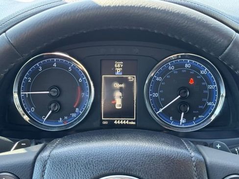 Used 2018 Toyota Corolla SE image 15