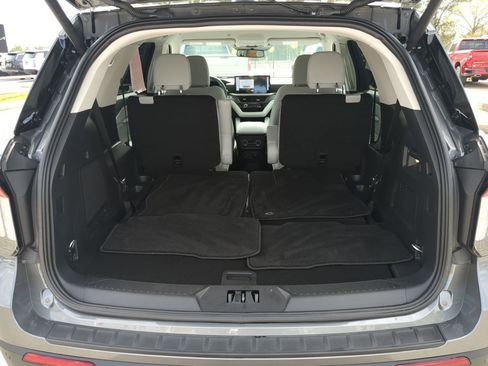 Used 2026 Ford Explorer Platinum w/ LUX Leather Package image 22