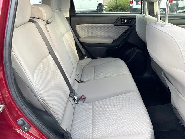 Used 2018 Subaru Forester 2.5i Premium AWD/4WD image 17