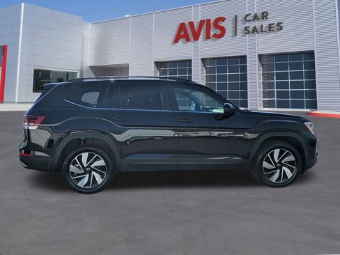 Used 2025 Volkswagen Atlas SE image 5