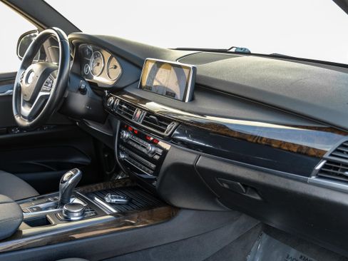 Used 2018 BMW X5 sDrive35i image 12