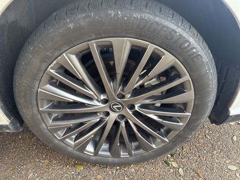 Certified 2024 Lexus RX 350 FWD w/ Convenience Package image 9