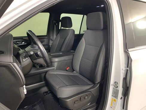 Used 2022 GMC Yukon SLE w/ Gmc Pro Safety Plus Package image 27