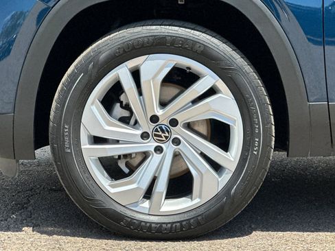 Used 2023 Volkswagen Atlas SE FWD image 26
