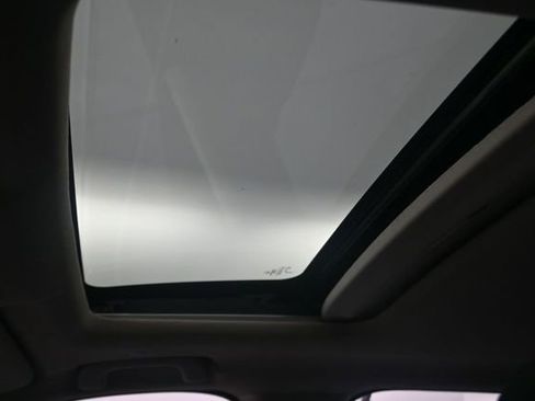 Used 2024 Honda CR-V EX image 16