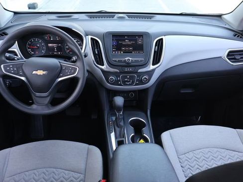 Used 2024 Chevrolet Equinox LS FWD image 16
