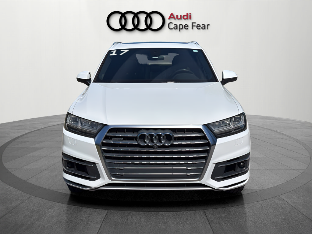 Used 2017 Audi Q7 3.0T Premium Plus w/ Premium Plus Package AWD/4WD image 11