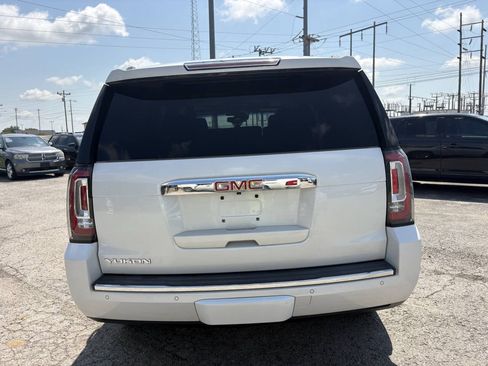 Used 2016 GMC Yukon Denali w/ Open Road Package RWD image 9