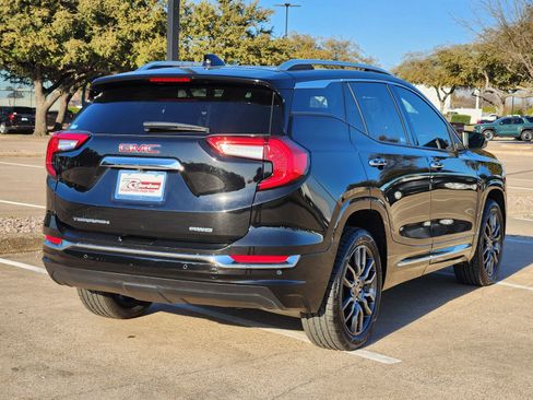 Used 2022 GMC Terrain Denali w/ Black Diamond Edition image 6
