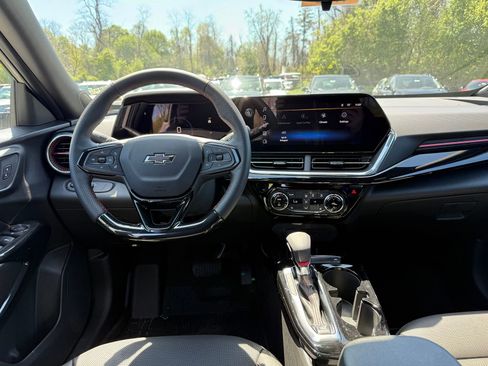 New 2026 Chevrolet Trax RS FWD image 50