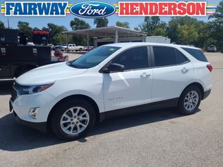 Used 2021 Chevrolet Equinox LS image 1